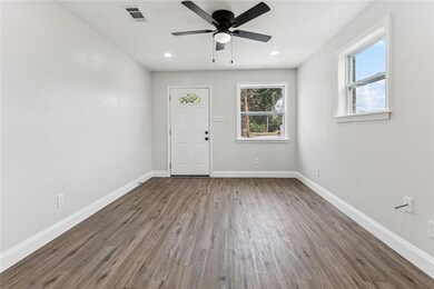 490 Ocean Ave, Gretna, LA 70053 - photo 3