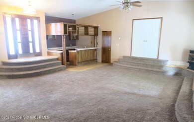 5007 Greenwood Dr, Farmington, NM 87402 - photo 3