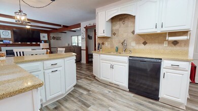 805 Morning Glory Ln, Connersville, IN 47331 - photo 7