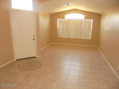 AZ00496-170619-003-living