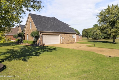 3-web-or-mls-7888 Shelburne Ln-02