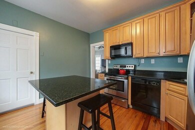 11 Calvert St, Newport, RI 02840 - photo 6