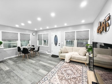 208 Fayette Ave, Wayne, NJ 07470 - photo 3