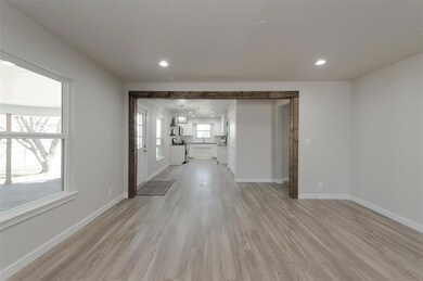 918 Hillcrest St, Denton, TX 76201 - photo 7