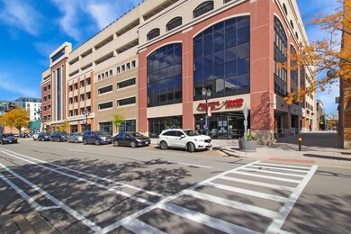 125 N Addison Ave unit 2, Elmhurst, IL 60126 - photo 4