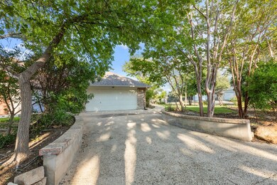 491 Summit Cir, Fredericksburg, TX 78624 - photo 2