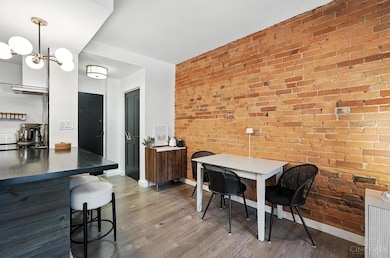 412 Liberty Hill, Cincinnati, OH 45202 - photo 6