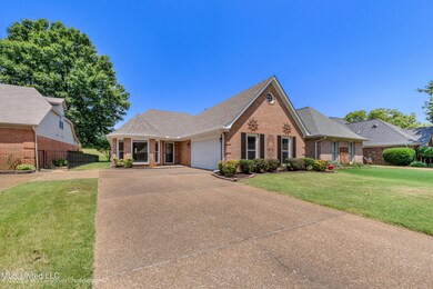 477 Fairway Oaks Dr-Exterior-2