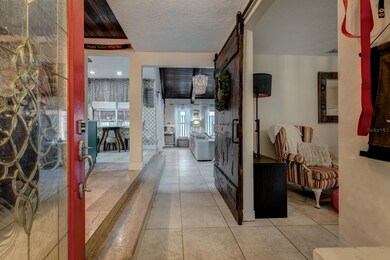 2520 Meadowview Cir, Windermere, FL 34786 - photo 4