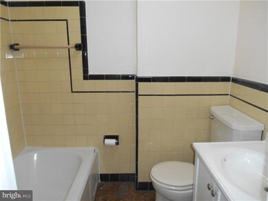 315 Mulberry St, Darby, PA 19023 - photo 3