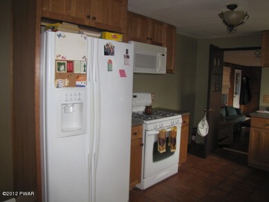 614 Raymondskill Rd, Milford, PA 18337 - photo 7