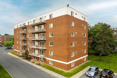 Nob Hill Apartments, Syracuse, NY 13205 - photo 3