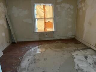 1706 Murphy bedroom 1