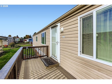 1504 Frontier Cir, Forest Grove, OR 97116 - photo 3