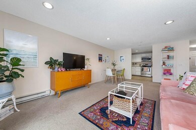 2 Ocean Ave unit 2I, Gloucester, MA 01930 - photo 6