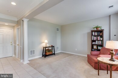 734 Chevington Ct, Woodbridge, VA 22191 - photo 4