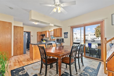 301 E Harrison St, Appleton, WI 54915 - photo 7