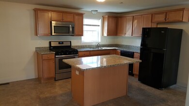 246 High St Extension unit 10, Lancaster, MA 01523 - photo 2