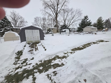 1841 W Revere St, Freeport, IL 61032 - photo 6