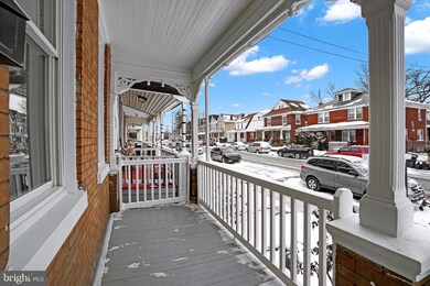 240 E Cottage Place, York, PA 17403 - photo 4