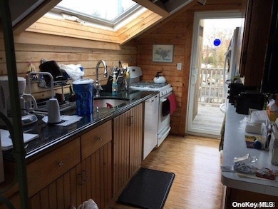 12 Ocean Rd, Ocean Beach, NY 11770 - photo 6