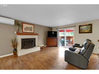 4574 Manzanita St, Eugene, OR 97405 - photo 4