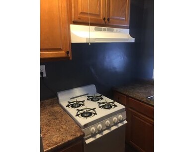 33 Lincoln St unit 5, Lynn, MA 01902 - photo 2