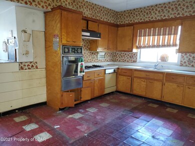 842 E Main St, Nanticoke, PA 18634 - photo 4
