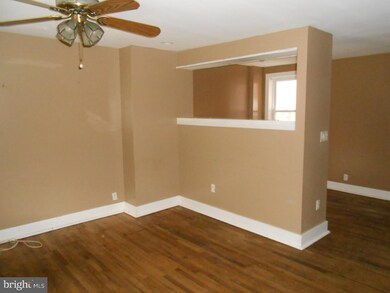 307 W 5th St, Lansdale, PA 19446 - photo 5