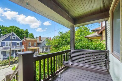 212 Atkinson St, Cincinnati, OH 45219 - photo 3