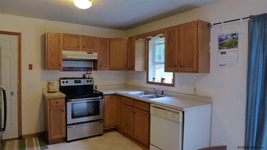 1133 Garfield Rd, East Nassau, NY 12062 - photo 4