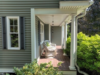 14 Crestview Dr, Westerly, RI 02891 - photo 3