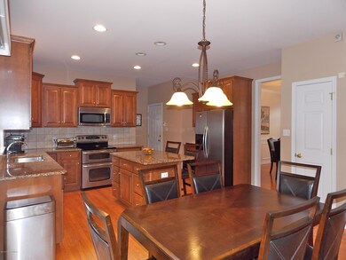 1022 Woodberry Dr, Mountain Top, PA 18707 - photo 6