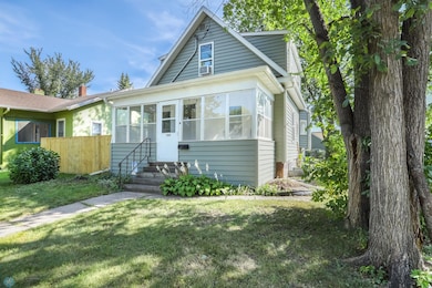 1514 3rd Ave N, Fargo, ND 58102 - photo 2