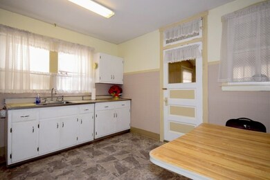 2916 N Parkside Ave, Chicago, IL 60634 - photo 5