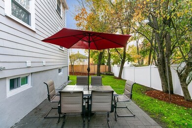 10 Eldred St, Lexington, MA 02420 - photo 4