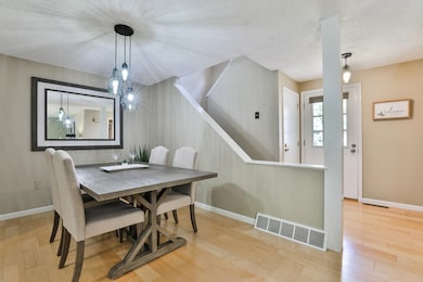 9 Winding Pond Rd, Londonderry, NH 03053 - photo 6