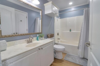 6MasterBath