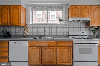 944 Kenwood Rd, Drexel Hill, PA 19026 - photo 6