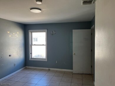 286 Governor St unit 2, Paterson, NJ 07501 - photo 2