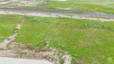 1304 Saddleback Dr, Bellville, TX 77418 - photo 6