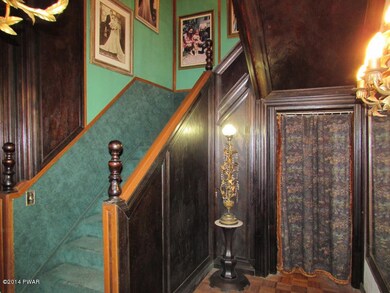 214 Surrey Dr, Hawley, PA 18428 - photo 6