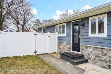 09-Front Entry