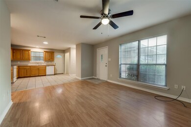 609 Houston St, Pottsboro, TX 75076 - photo 4