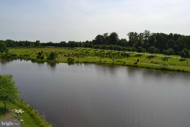 25280 Lake Shore Square unit 302, Chantilly, VA 20152 - photo 4