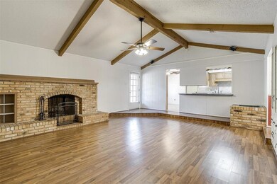 1000 Lee Ln, Azle, TX 76020 - photo 6