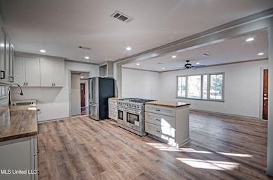 526 E Jasper St, Brandon, MS 39042 - photo 7