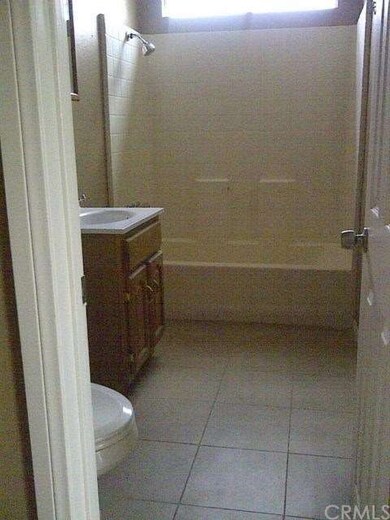 Bathroom unit 434