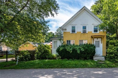 9 Dame St, Kittery, ME 03904 - photo 2