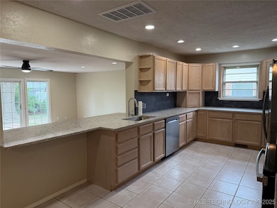 1818 S Ash Place, Broken Arrow, OK 74012 - photo 7